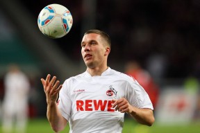 开云体育登录网站入口-赛后数据分析：切尔西射门效率更高，切尔西一场比赛报废两门将